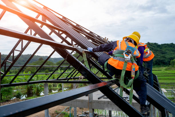 Best Residential Roof Replacement  in Menomonee Falls, WI