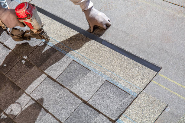Best Commercial Roofing Services  in Menomonee Falls, WI